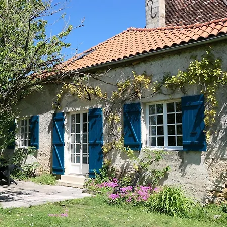 Le Moulin Du Clapier - Le Viennois Bed & Breakfast 4*